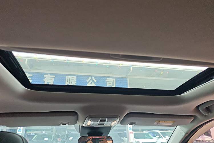 Used GAC Trumpchi M6 2021 270T DCT Prestige Edition (6-seater)
