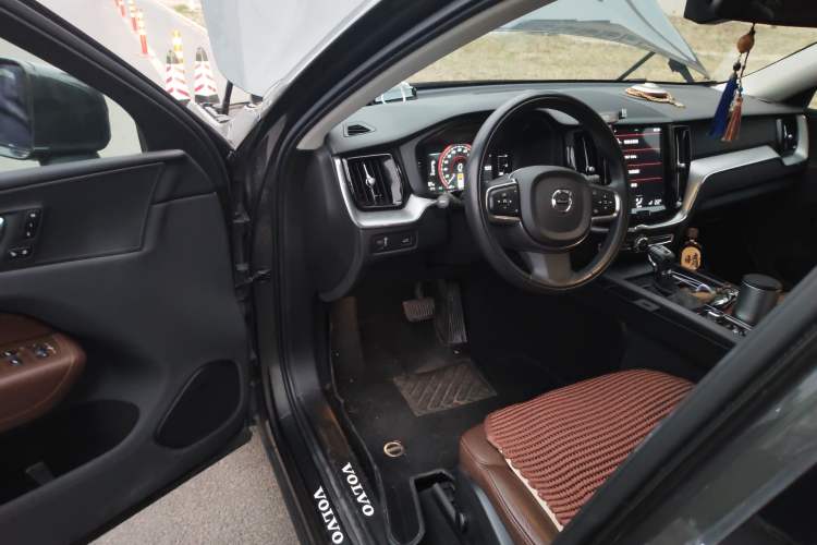 Used Volvo XC60 2020 T5 4x4 Zhiyi Luxury Edition Driver Seat