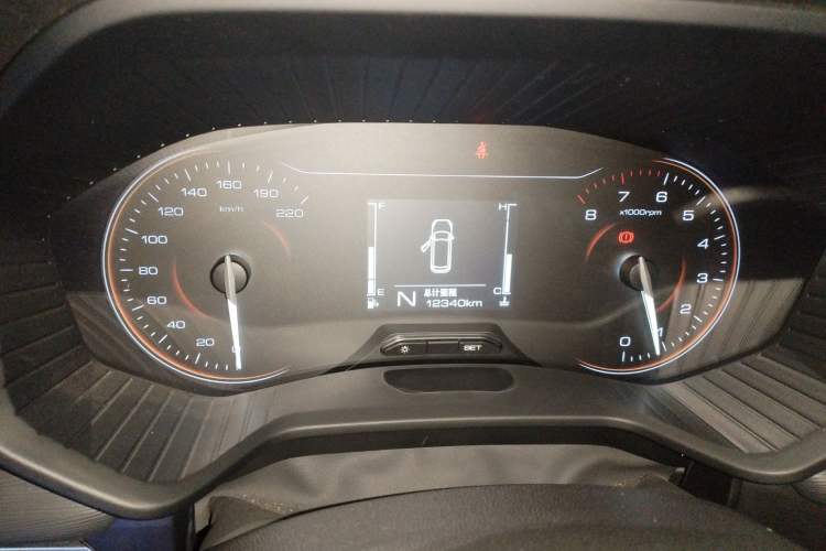 Used Wuling Jiachen 2022 1.5T Manual Light Enjoyment Dynamic Version
