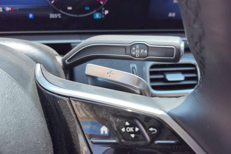 Used Mercedes-Benz GLE 2025-Year Restyled GLE 450 4MATIC Luxury Edition Gear Lever