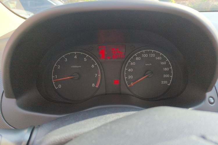 Used Hyundai Verna (older generation) 2014 1.4L Manual Smart GLS Trim
