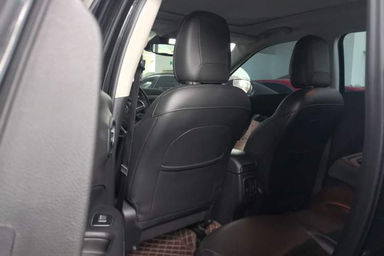 Used Jeep Compass 2020 220T Automatic Leading Edition