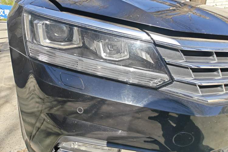 Used Volkswagen Passat 2016 330TSI DSG Prestige Edition Right Front Headlight