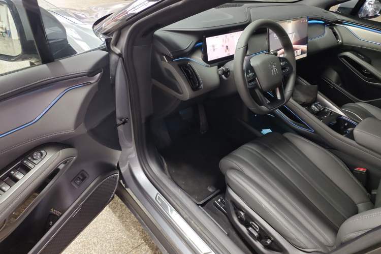 Used BYD Song L EV 2025 Intelligent Driving Version 662 km LiDAR Excellence Edition
