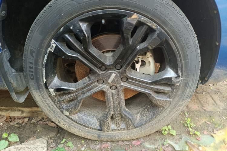 Used Wey VV7 2017 2.0T Flagship Model Right Front Wheel Hub