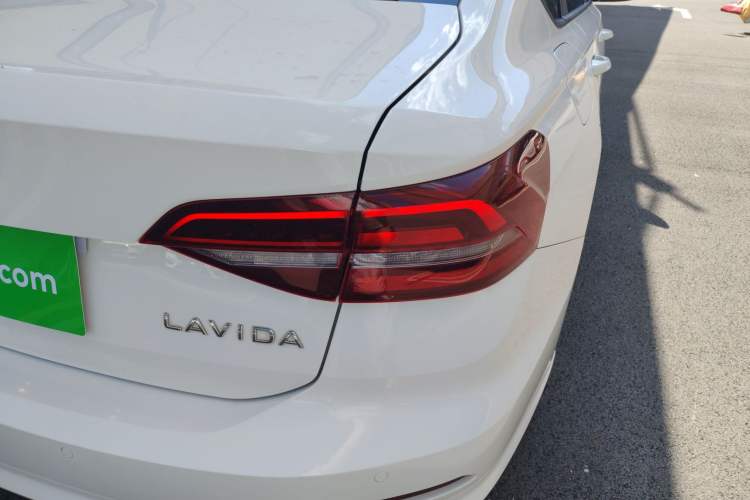 Used Volkswagen Lavida 2022 1.5L Automatic Fashion Edition

