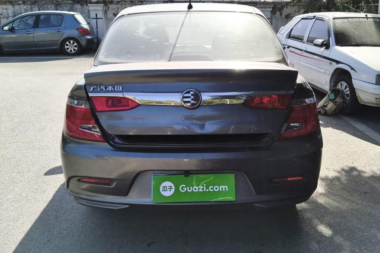 Used Everus S1 2014 1.3L Automatic Comfort Edition
