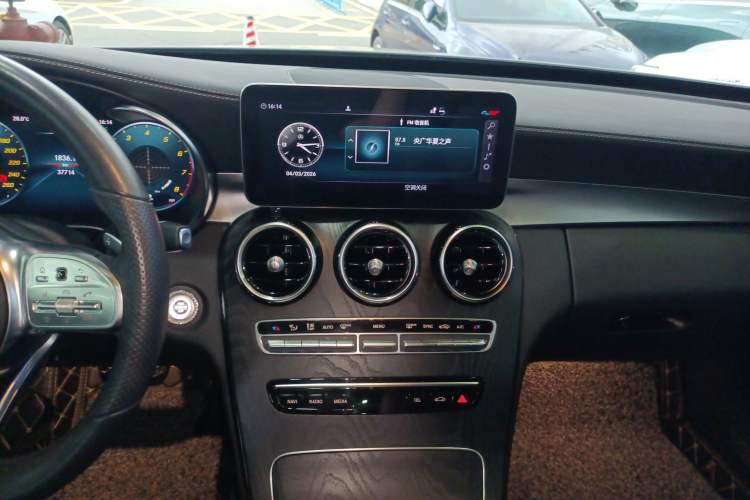 Used Mercedes-Benz C-Class 2021 C 200 L Fashion Edition Sport Version Audio And AC Panel