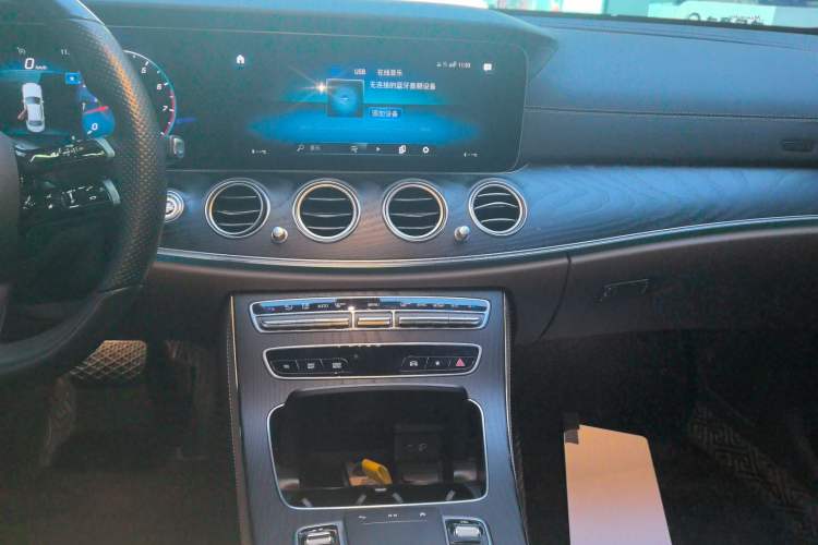 Used Mercedes-Benz E-Class (Import) 2022 E 260 Stylish Sports Edition