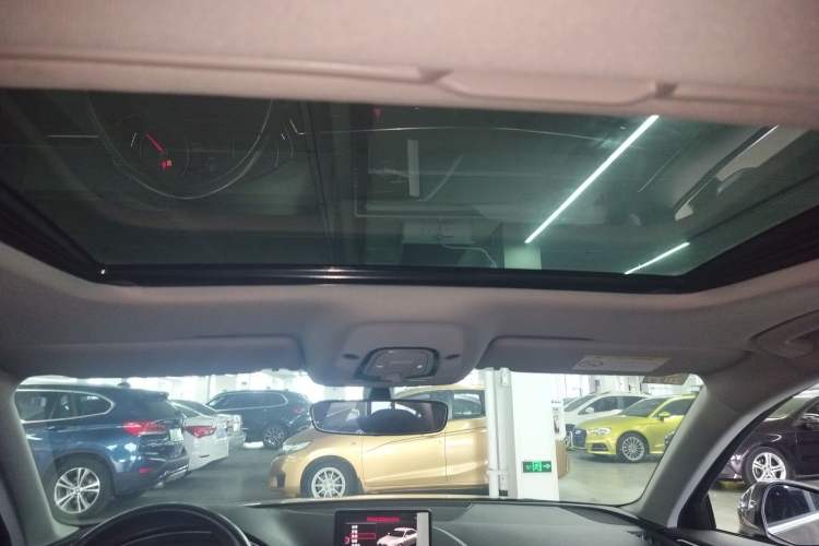 Used Audi A4L 2017 40 TFSI Ambition Edition Headliner