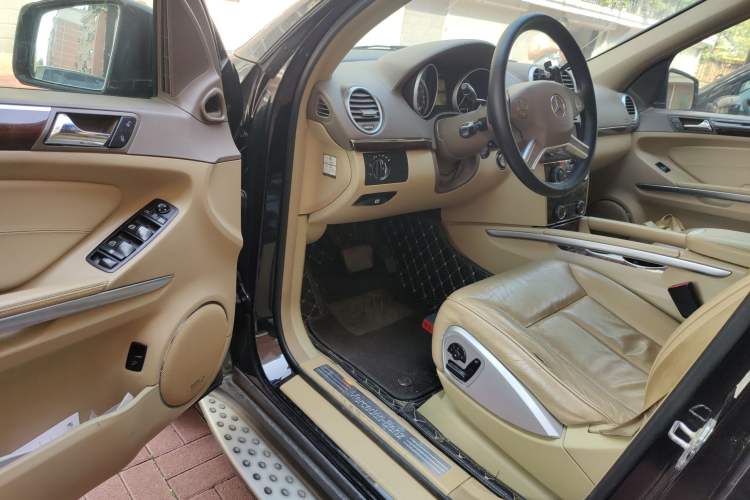 Used Mercedes-Benz GL-Class 2011 GL 450 4MATIC Prestige Edition Driver Seat