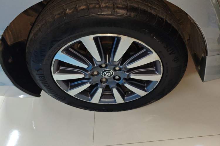 Used Toyota Sienna 2020 3.5L Two-Wheel Drive CE Trim 7-Seater Canadian Version