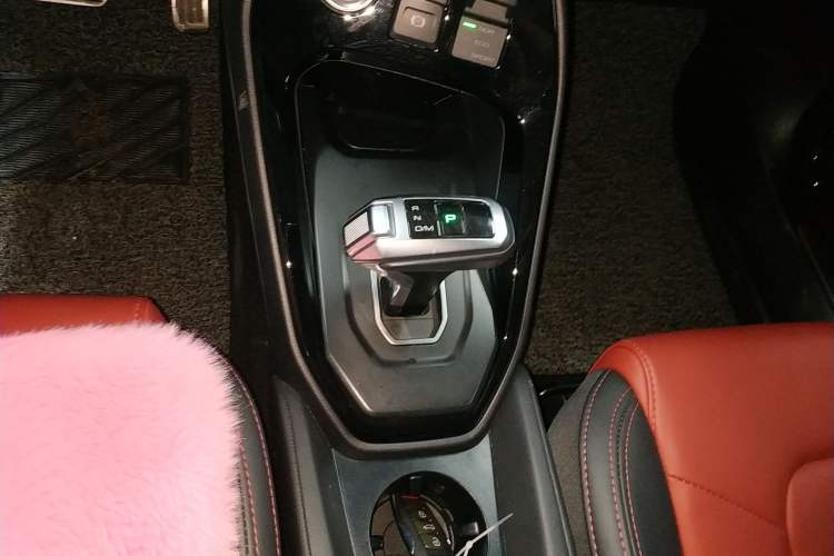 Used Haval H2s 2017 Blue Label 1.5T Dual-Clutch Luxury Model