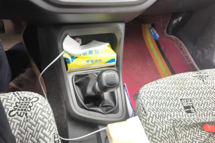 Used Wuling Hongguang V 2019 1.5L Enjoyment Version China VI LAR Gear Lever