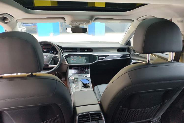 Used Audi A7 2021 40 TFSI Luxury Edition Headliner