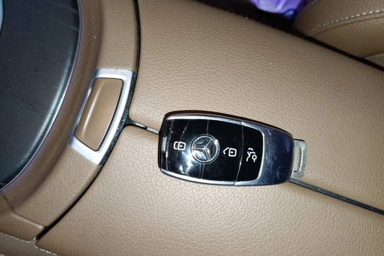 Used Mercedes-Benz E-Class 2022 Revised E 300 L Sporty and Stylish Edition
