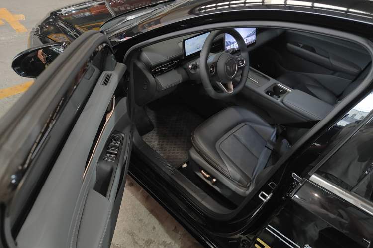 Used Wuling Xingguang 2025 610 km Smart Flagship Version