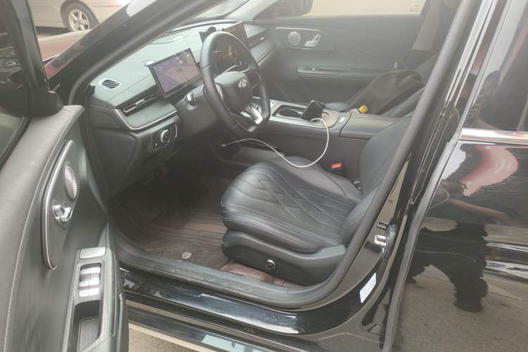 Used Fengyun A8L 2025 1.5 TGDI 145 km Comfort Version Left Front Seat