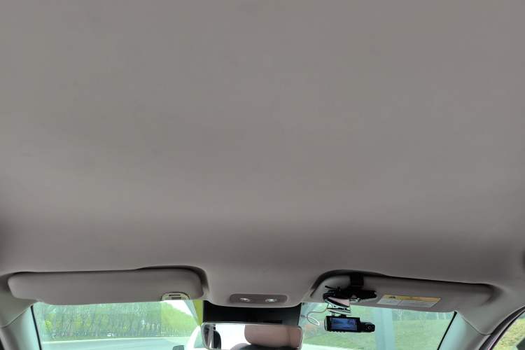 Used NETA V 2022 Chao 400 Lite Pink Custom Edition Headliner