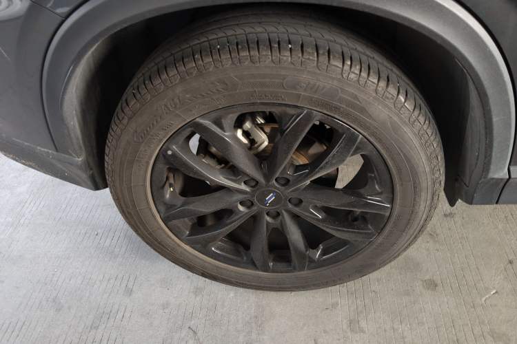 Used Oshan X5 PLUS 2023 Revised Version 1.5T DCT Navigation Edition
