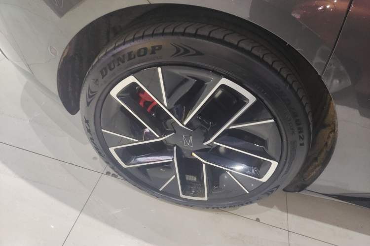 Used Avatr 12 2025 Ultra Extended-Range Edition
