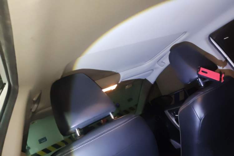 Used Toyota Corolla 2018 Dual-Engine 1.8L E-CVT Smart Edition