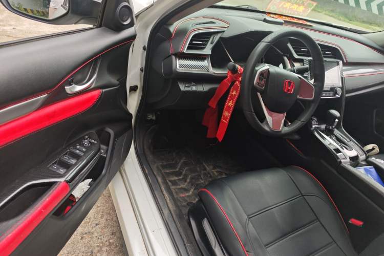 Used Honda Civic 2016 220TURBO CVT Luxury Edition