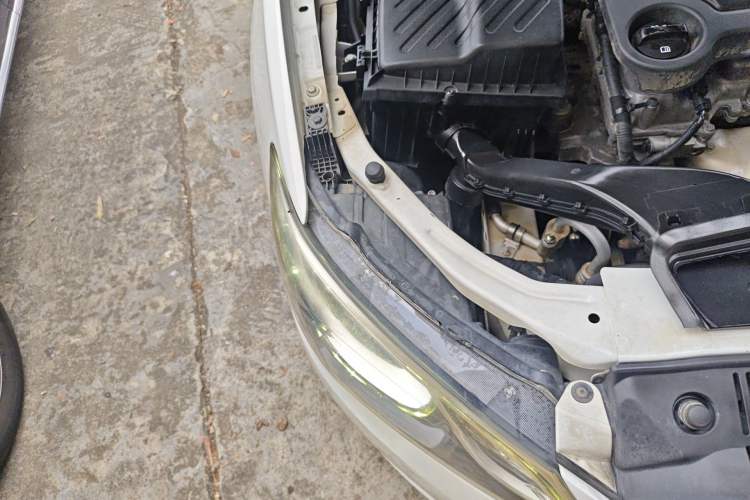 Used Buick GT 2017 15N Automatic Elite Version Right Front Headlight