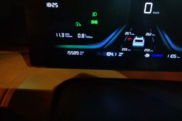 Used Geely Galaxy Galaxy Xingjian 7 EM-i 2025 120km Launch+ Version