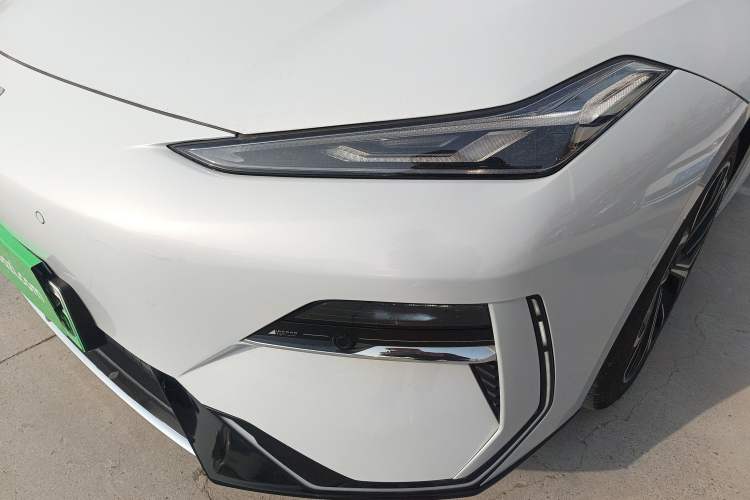 Used Geely Galaxy E8 2025 700 km Long-Range Intelligent Driving Version