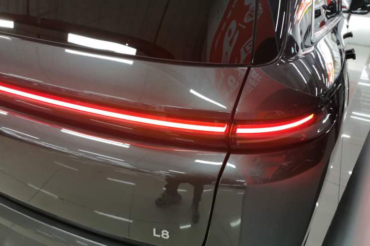 Used Li Auto L8 2023 Pro Model Right Rear Taillight