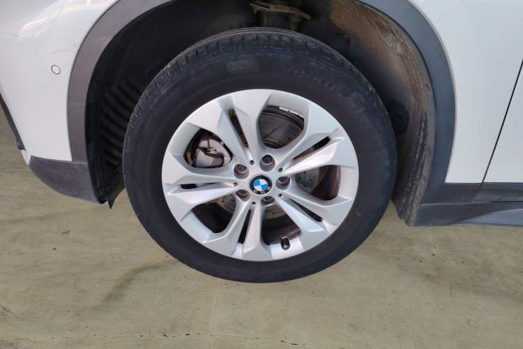 Used BMW X1 2016 sDrive18Li Premium Edition
