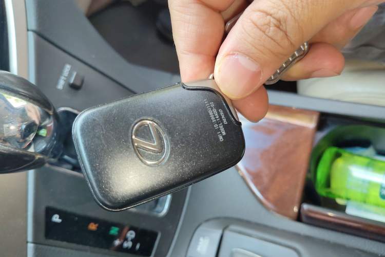 Used Lexus RX Classic 2012 270 Elegant Edition
