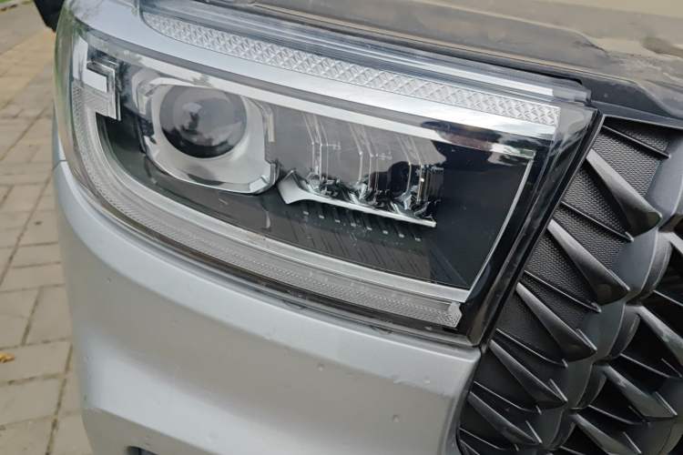 Used Great Wall Poer 2023 2.0T Commercial Version Manual Diesel 4x4 Elite Long-Box GW4D20M
