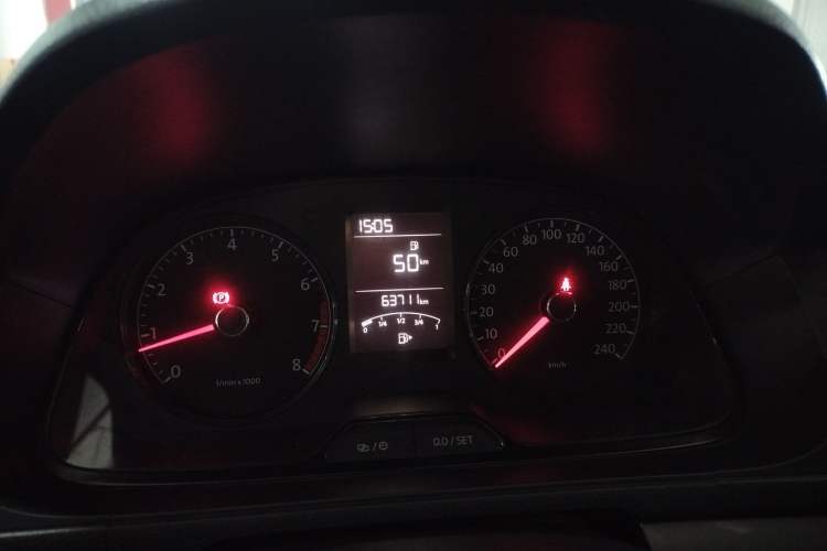 Used Volkswagen Lavida 2013 Revised Classic 1.6L Manual Fashion Edition