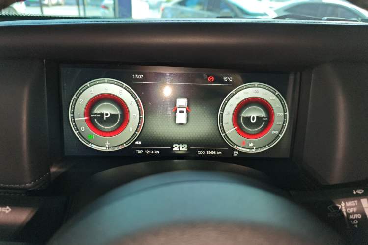 Used 212 T01 2024 2.0T Mechanic
