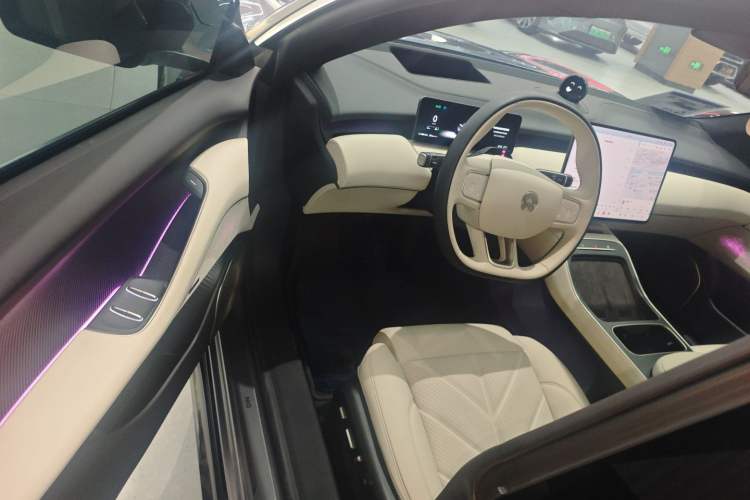 Used Nio ET5 2025 75 kWh
