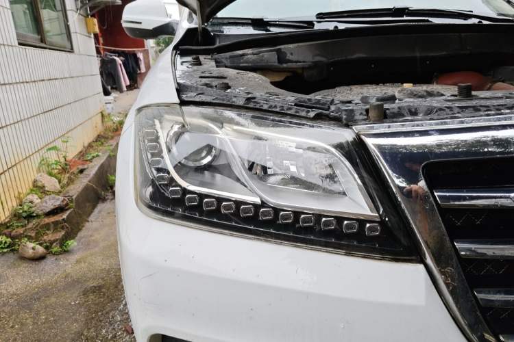 Used Haval H2 2016 Red Label 1.5T Automatic Two-Wheel Drive Elite Model
