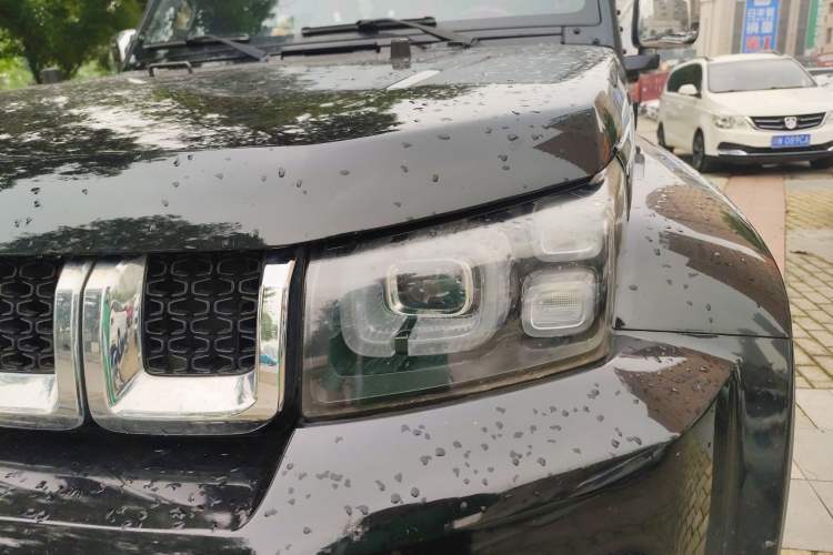 Used BAIC Off-Road BJ40 2020 2.0T Automatic Four-Wheel Drive Urban Hunter Edition Prestige Version Left Front Headlight