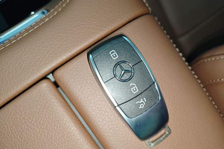 Used Mercedes-Benz GLE 2025 GLE 350 4MATIC Stylish Model