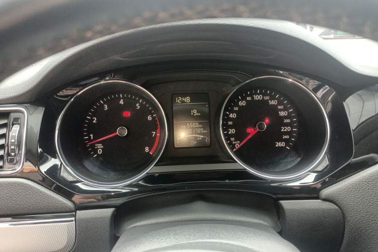 Used Volkswagen Sagitar 2017 1.6L Manual Comfort Model