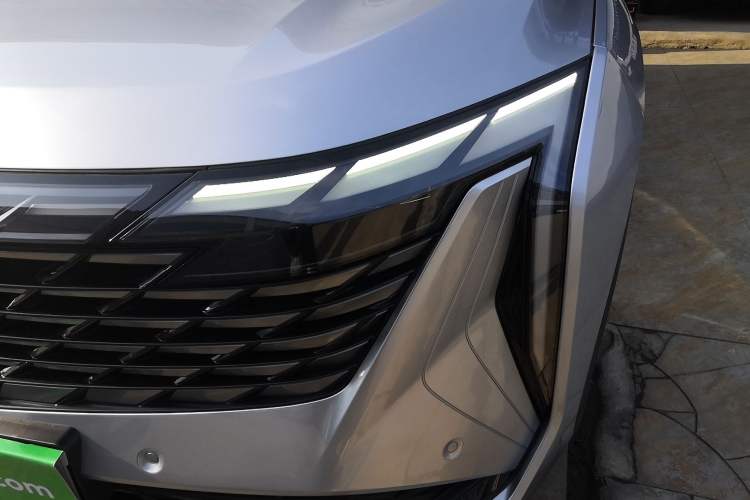 Used Geely Auto FX11 2023 1.5TD DCT Prestige Edition
