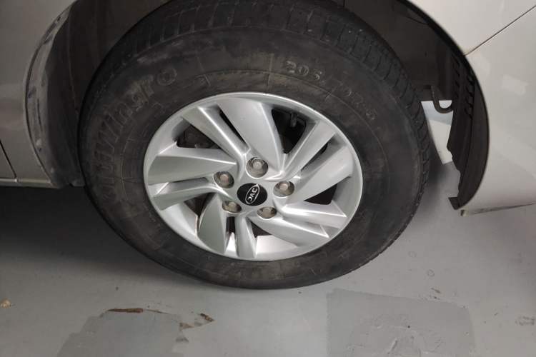 Used JAC Refine M4 2017 2.0T Manual Luxury Version