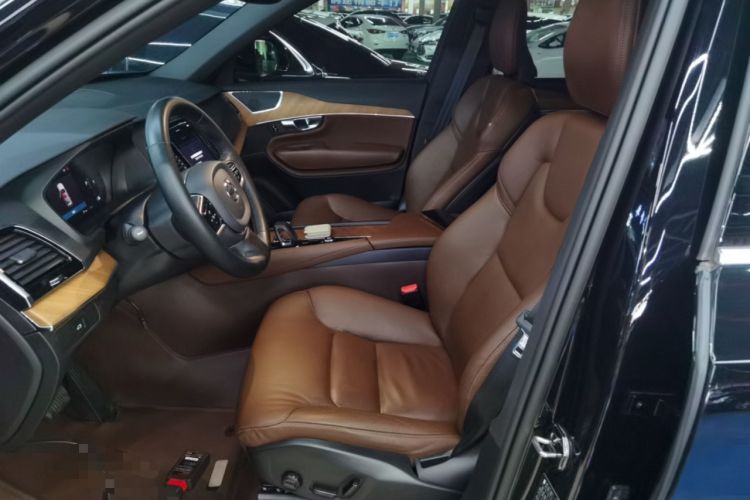 Used Volvo XC90 2023 B6 Zhiyi Luxury Edition 7-Seater Left Front Seat