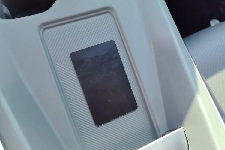 Used XPeng MONA M03 2024 620 with Ultra-Long Range Vehicle Key