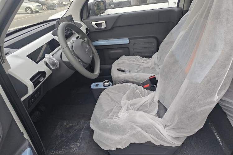 Used Geely Galaxy Panda 2024 Panda Mini 200km Dragon Edition