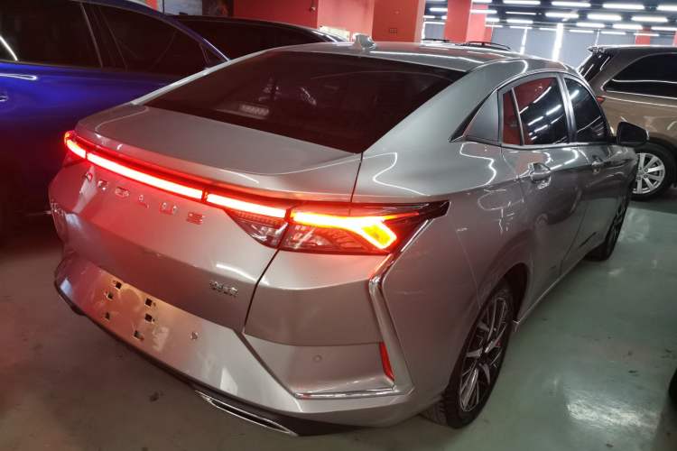 Used Dongfeng Aeolus Yixuan 2020 230T Automatic Advanced Edition
