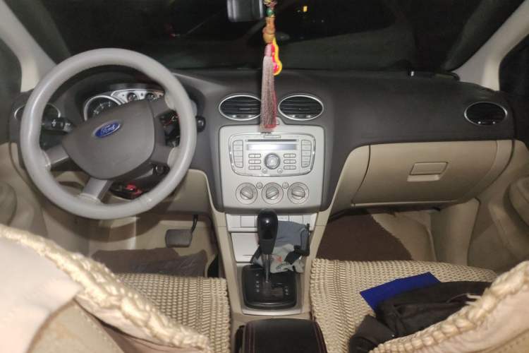 Used Ford Focus 2012 Sedan Classic 1.8L Automatic Fashion Edition
