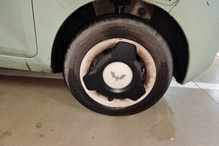 Used Wuling Hongguang MINIEV 2021 Macaron Premium Model – Lithium Iron Phosphate