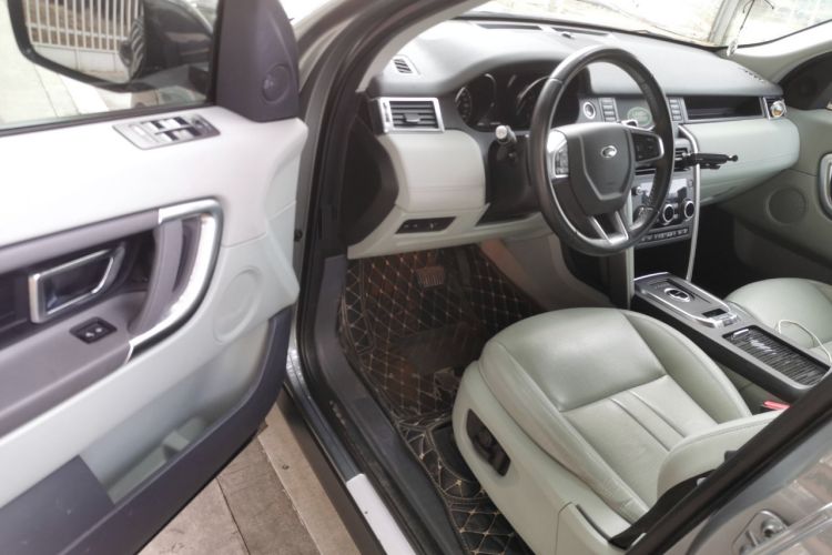 Used Land Rover Discovery Sport 2019 240 PS SE Version China VI Standard